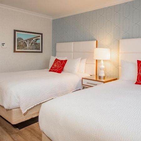 Pasadena Rose & Crown Hotel Εξωτερικό φωτογραφία
