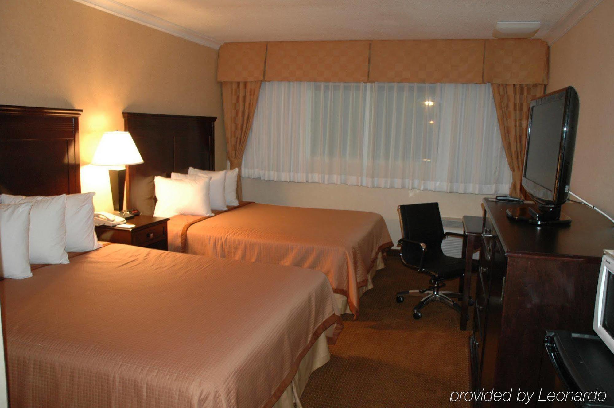 Pasadena Rose & Crown Hotel Εξωτερικό φωτογραφία