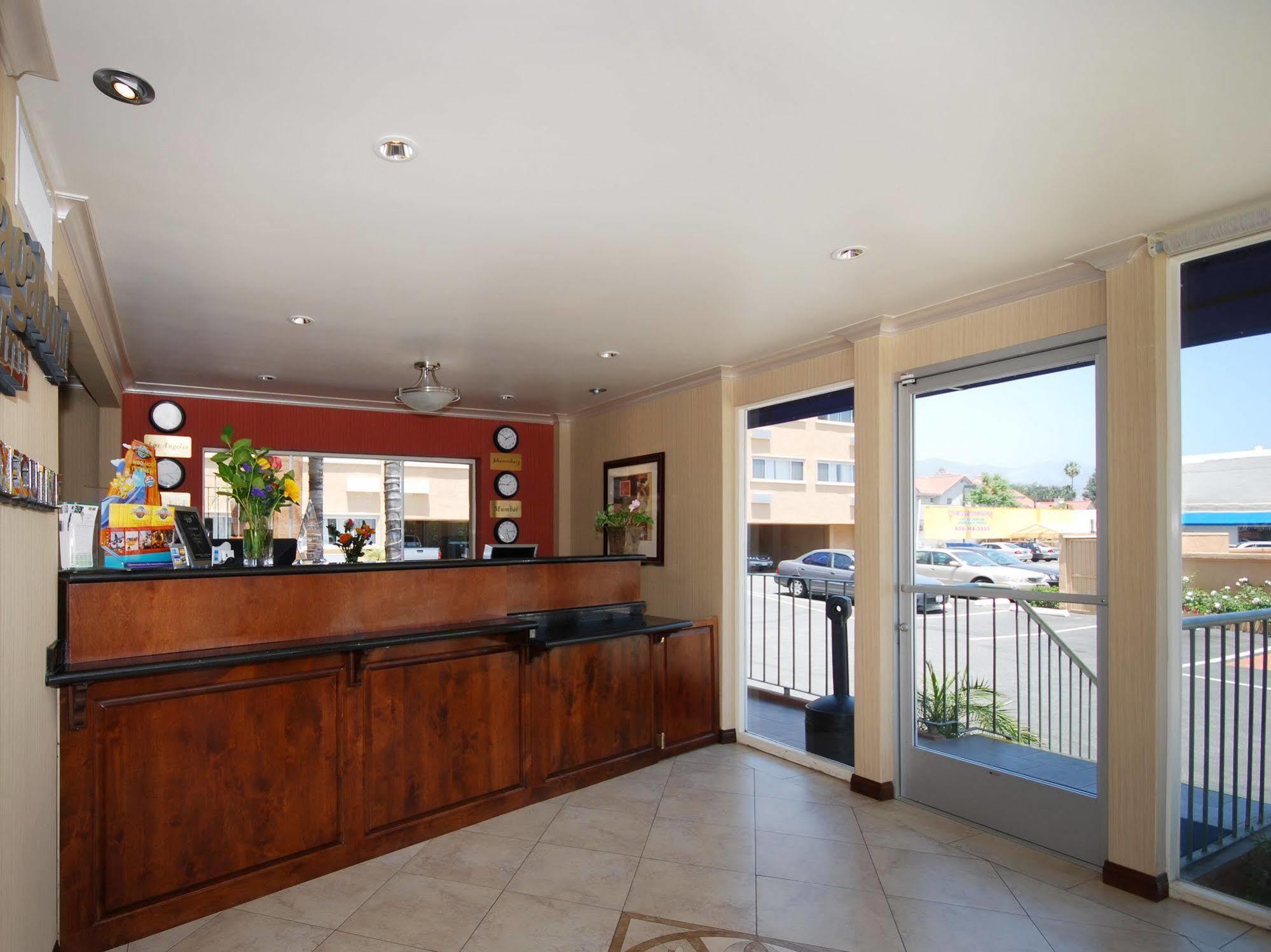 Pasadena Rose & Crown Hotel Εξωτερικό φωτογραφία