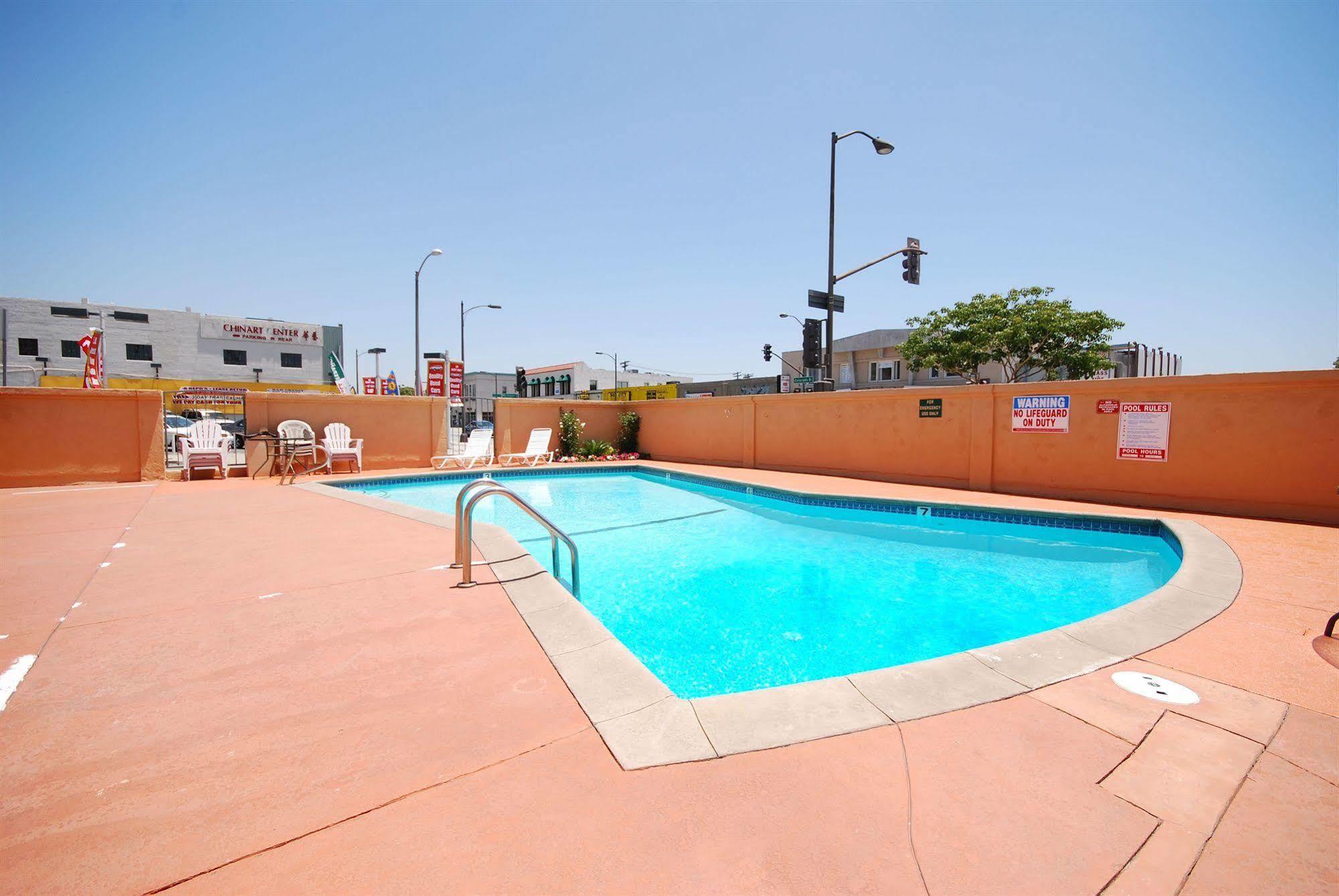 Pasadena Rose & Crown Hotel Εξωτερικό φωτογραφία