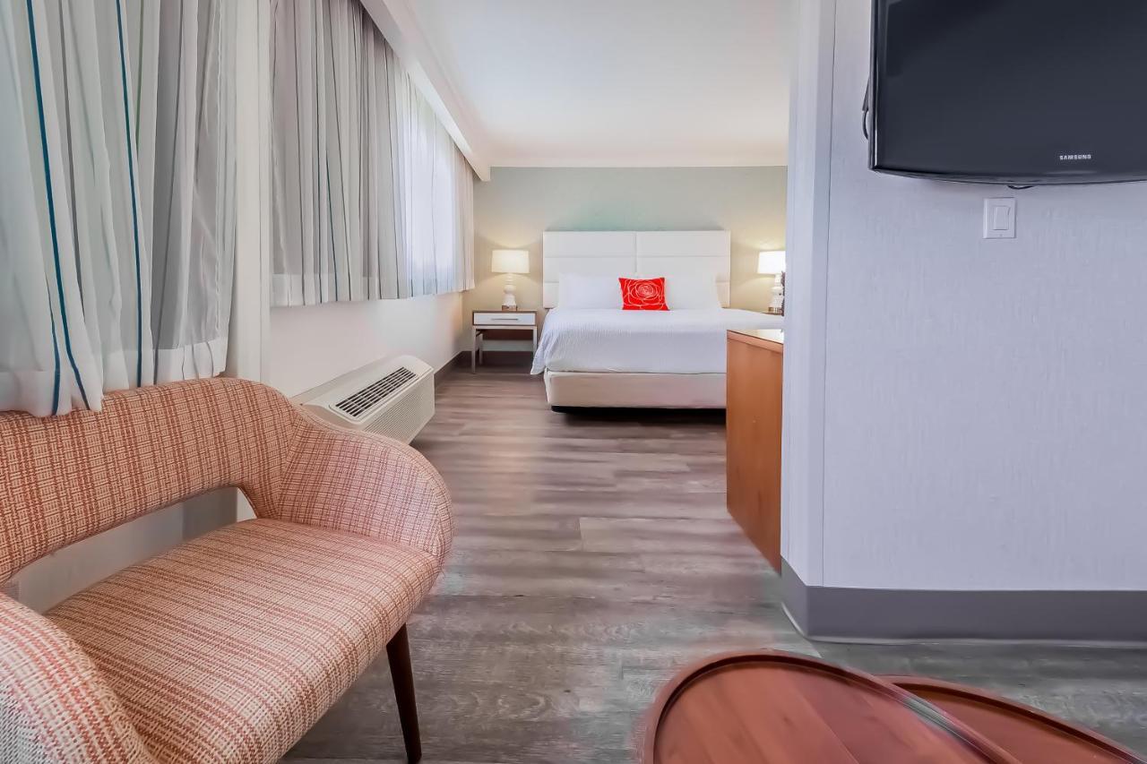 Pasadena Rose & Crown Hotel Εξωτερικό φωτογραφία